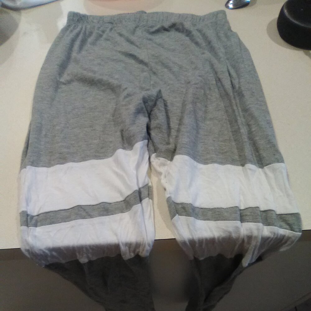 Pretty little thing leggings
